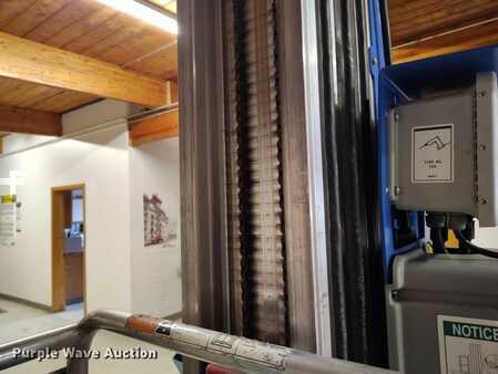 Vertical mast lift 2016  Genie AWP-36S (20)