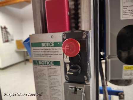 Vertical mast lift 2016  Genie AWP-36S (23)