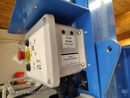 Vertical mast lift 2016  Genie AWP-36S (31)