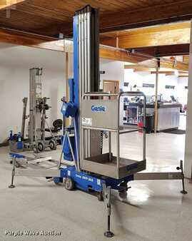 Vertical mast lift 2016  Genie AWP-36S (6)
