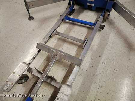 Vertical mast lift 2016  Genie AWP-36S (9)