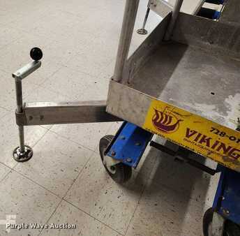 Vertical mast lift 1997  Genie AWP-30S (19)