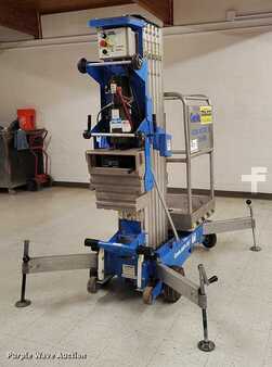 Vertical mast lift 1997  Genie AWP-30S (2)