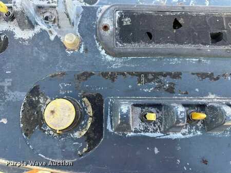 Plataforma Telescópica - JLG E300AJP (12)