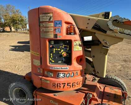 Plataforma Telescópica - JLG E300AJP (23)