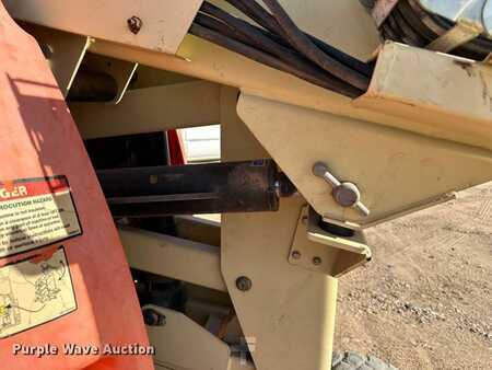 Plataforma Telescópica - JLG E300AJP (34)