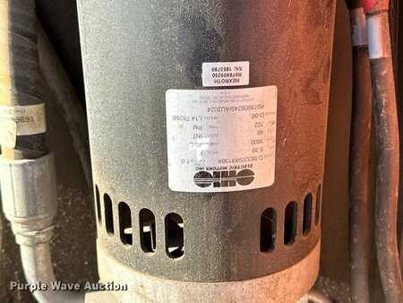 Plataforma Telescópica - JLG E300AJP (38)