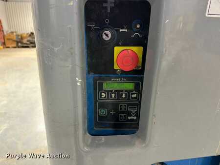 Vertical mast lift 2012  Genie GR20 (17)