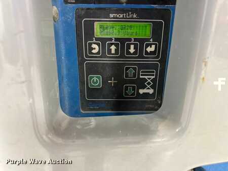 Vertical mast lift 2012  Genie GR20 (18)