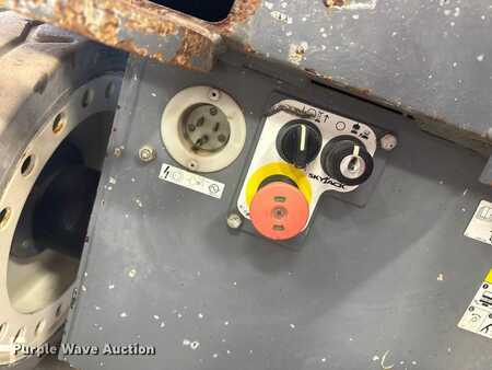 Plataforma Tijera - Skyjack SJIII 4632 (15)