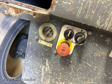 Plataforma Tijera - Skyjack SJIII 4632 (12)