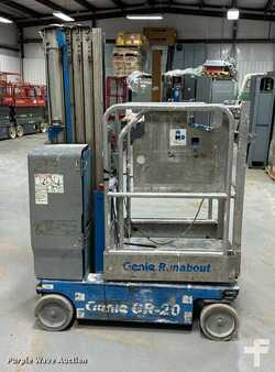 Vertical mast lift 2012  Genie GR-20 (5)