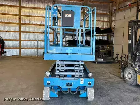 Scissor lift 2004  Genie GS-2646 (2)