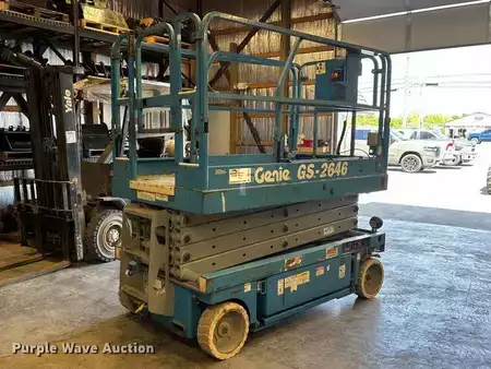 Scissor lift 2004  Genie GS-2646 (5)