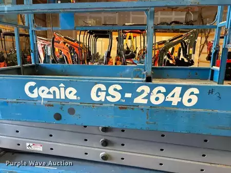 Scissor lift 2004  Genie GS-2646 (8)