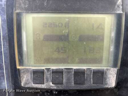 Telescopic boom lift 2017  Genie S-80x (27)