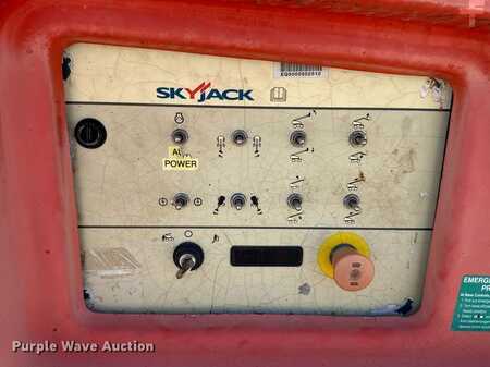 Telescopic boom lift 2013  Skyjack SJ66t (32)