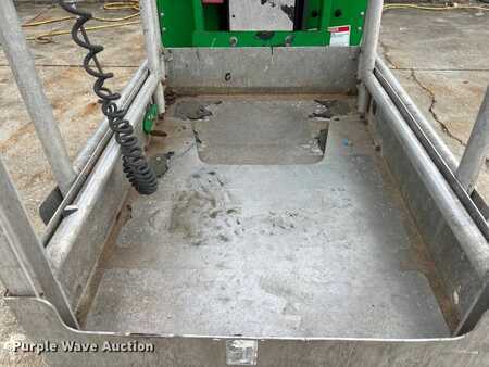 Vertical mast lift 2016  Genie GR-20 (17)