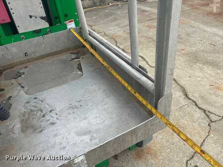 Vertical mast lift 2016  Genie GR-20 (19)