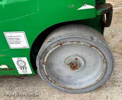 Vertical mast lift 2016  Genie GR-20 (33)