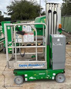 Vertical mast lift 2016  Genie GR-20 (8)