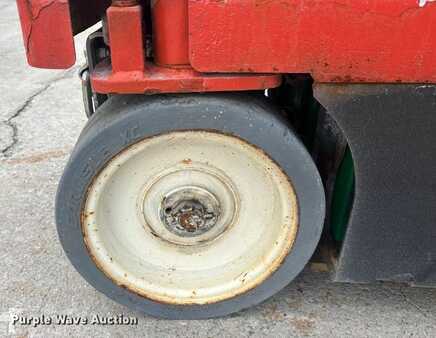 Unipersonales 2018  SkyJack SJ16 (20)