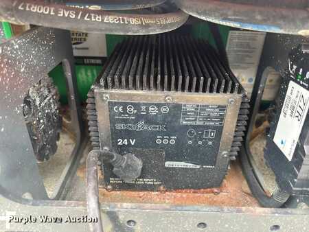 Unipersonales 2018  SkyJack SJ16 (12)