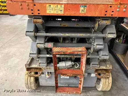 Scissor lift - Skyjack SJ 4632 (12)