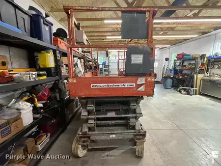 Scissor lift - Skyjack SJ 4632 (2)