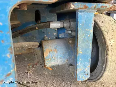 Vertical mast lift 2010  Genie GR-20 (15)
