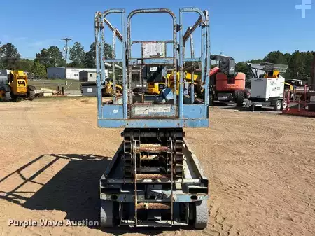 Plataforma de Tijera 2014  Genie GS-3246 (2)