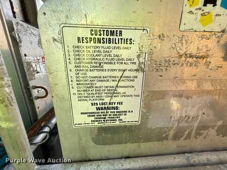 Vertical mast lift 2010  Genie GR-20 (14)