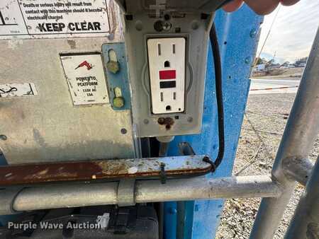 Vertical mast lift 2010  Genie GR-20 (17)