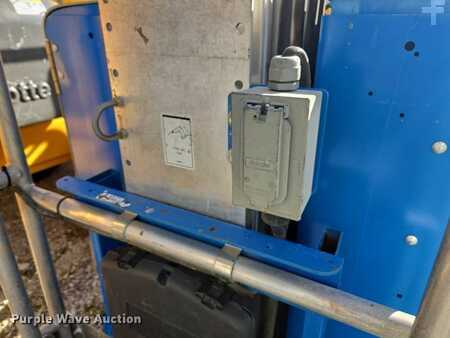 Vertical mast lift 2019  Genie GR-20 (16)