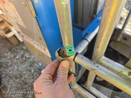 Vertical mast lift 2019  Genie GR-20 (20)