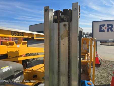 Vertical mast lift 2019  Genie GR-20 (24)