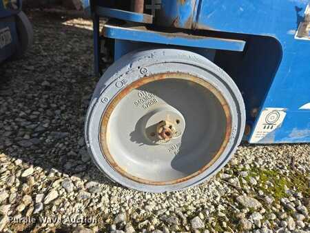 Vertical mast lift 2019  Genie GR-20 (27)