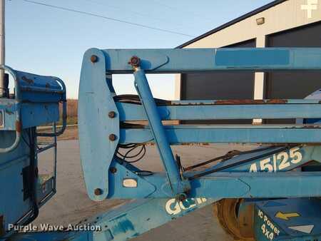 Telescopic boom lift 2000  Genie Z-45/25 (12)