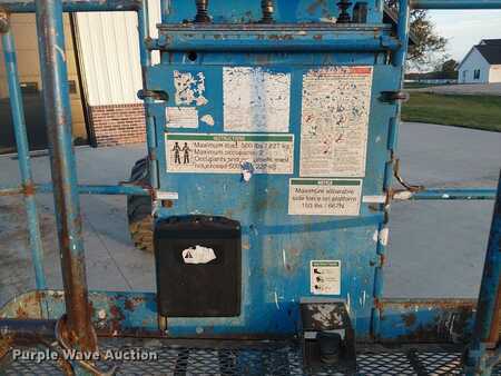 Telescopic boom lift 2000  Genie Z-45/25 (28)