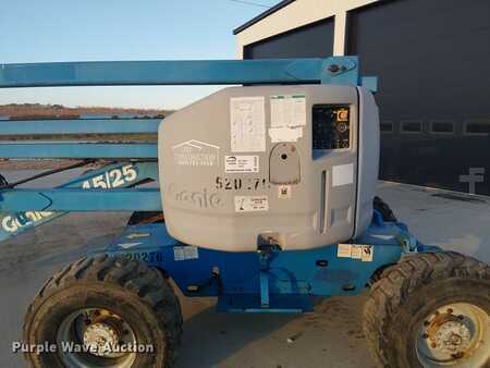 Telescopic boom lift 2000  Genie Z-45/25 (9)