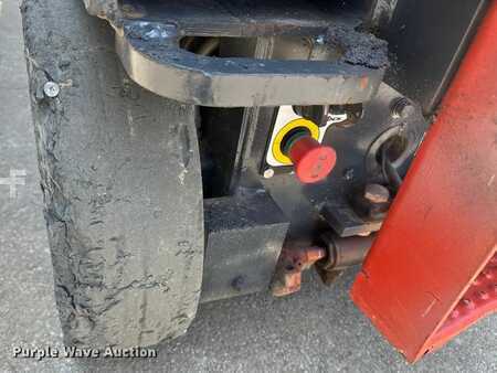 Scissor lift - Skyjack SJ3226 (24)