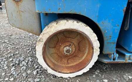 Plataforma Tijera 2000  Genie GS-2032 (23)