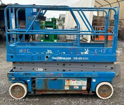 Plataforma Tijera 2000  Genie GS-2032 (8)