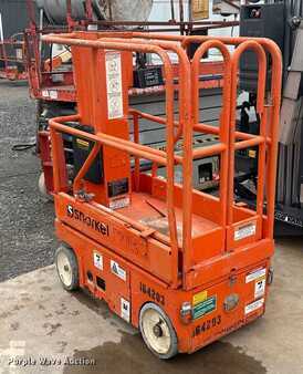 Vertical mast lift 2015  Snorkel TM12 (1)