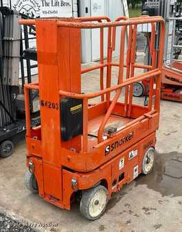 Vertical mast lift 2015  Snorkel TM12 (3)