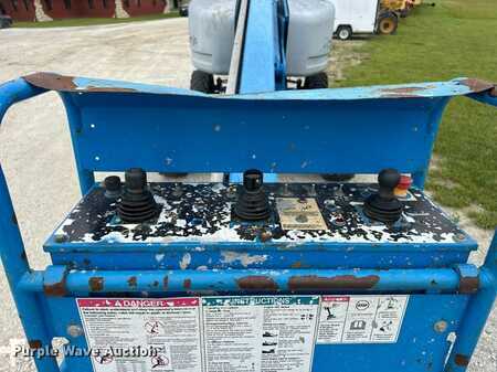 Telescopic boom lift 2010  Genie S-60 (19)