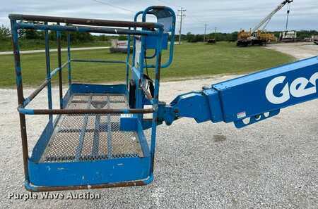 Telescopic boom lift 2010  Genie S-60 (25)