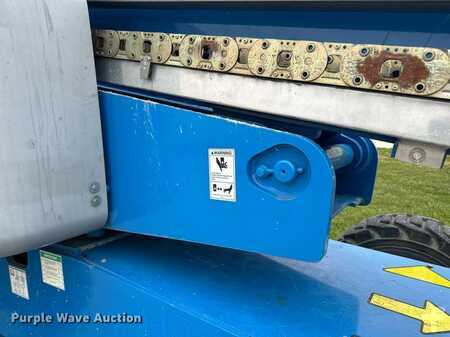 Telescopic boom lift 2010  Genie S-60 (35)
