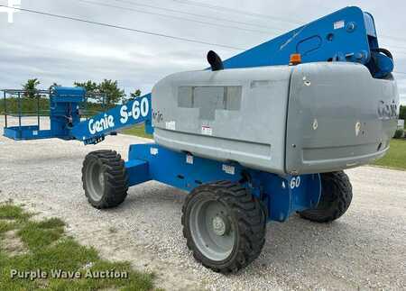 Telescopic boom lift 2010  Genie S-60 (7)