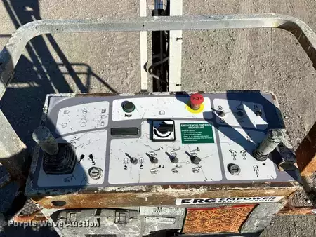 Telescopic boom lift 2012  SkyJack SJ66T (21)